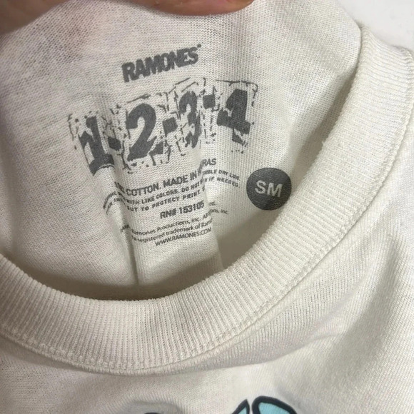 RAMONES Modern Boho Graphic Spell Out Punk Rock Band T Shirt - Picture 7 of 8